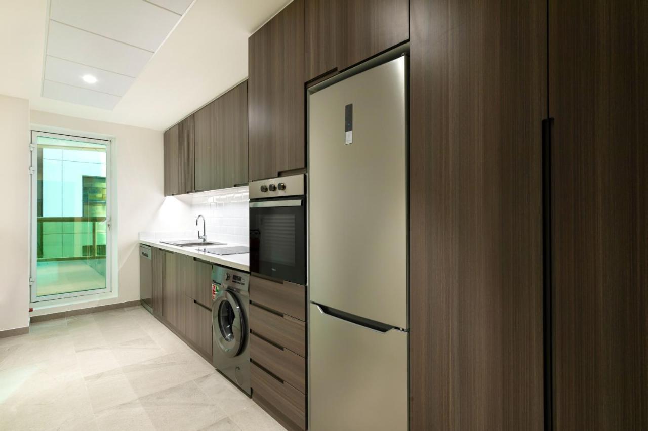 Апартаменти Maison Privee - Millennium Executive Tower Дубай Екстер'єр фото