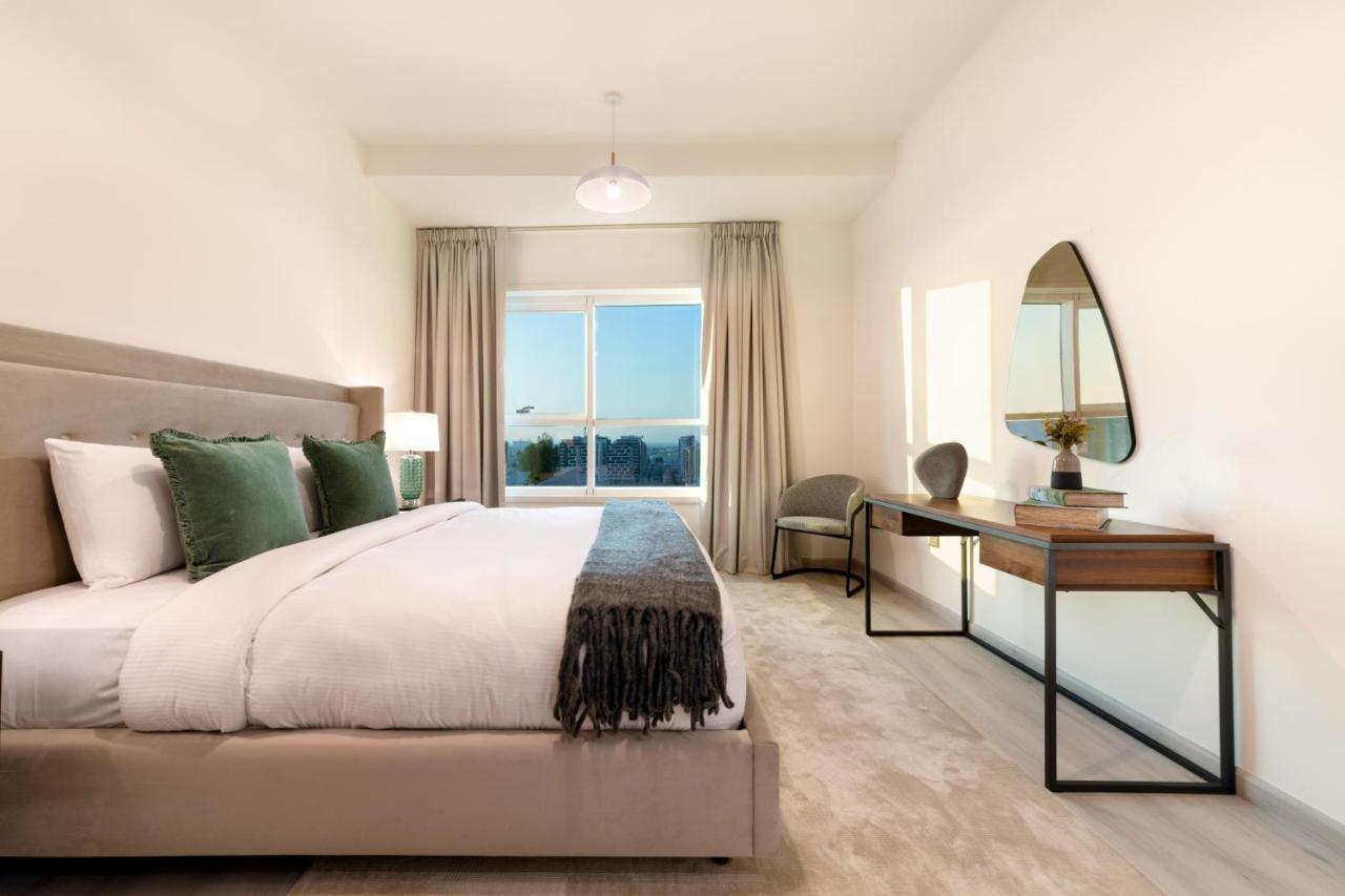 Апартаменти Maison Privee - Millennium Executive Tower Дубай Екстер'єр фото